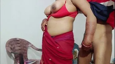 Tamil aunty sex video Desi sex video: Bhabhi massaging my Desi dick while wearing a red saree