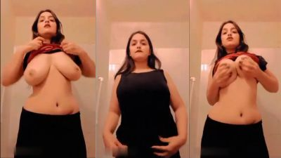 Aunty sex Big Boob Girl Shows Off Assets in the Nude