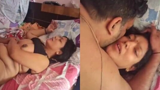 Front Husband Fucked by a Horny Gujarati Bhabhi in a Tamil sex video