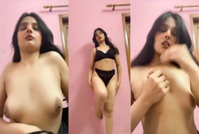 Gorgeous girl shines in tamil sex display